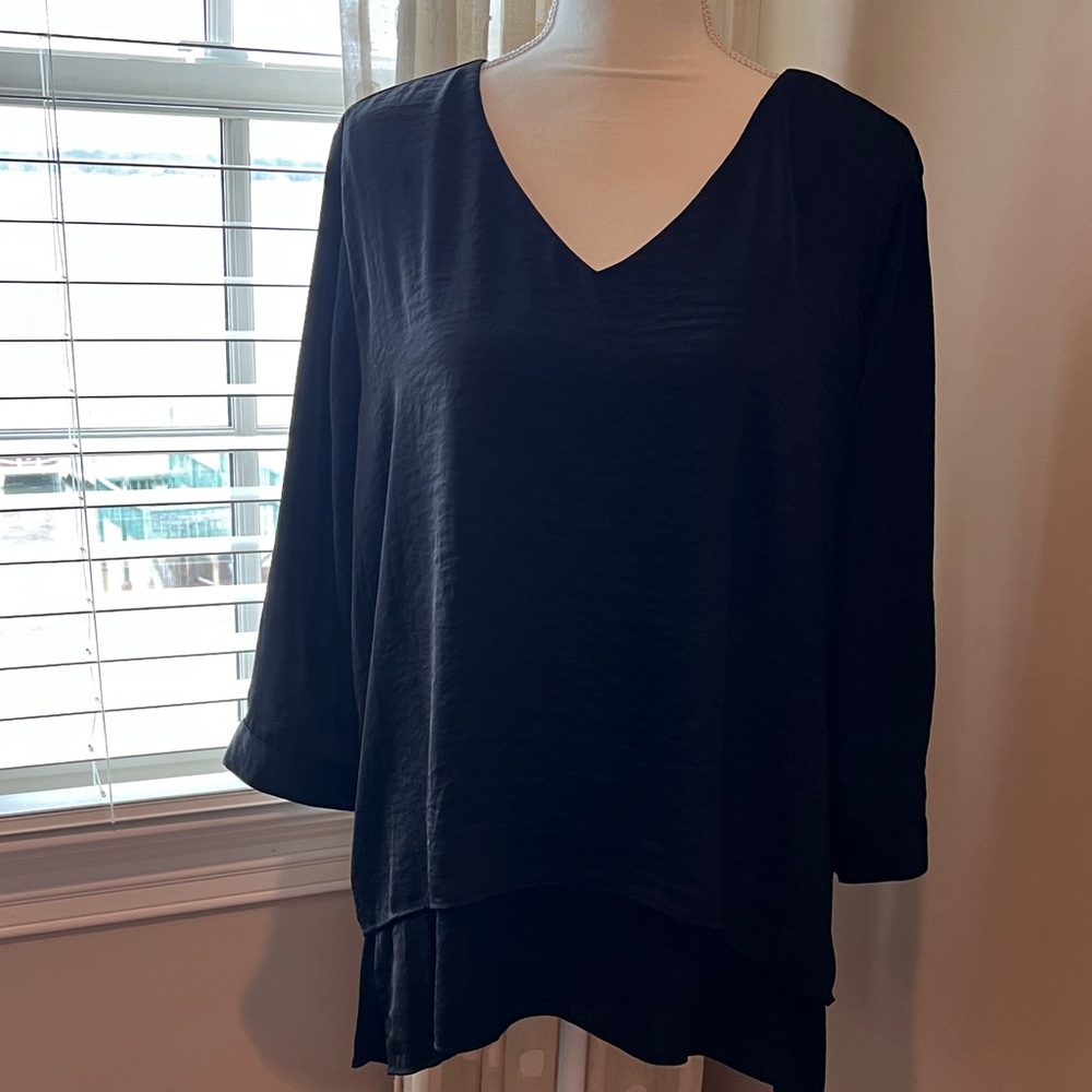 Chico's Black V-Neck Flowy Blouse